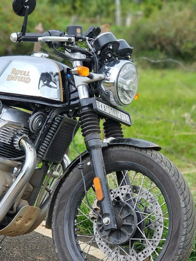 Royal Enfield Classic 350 Bobber: Ready to Overtake Jawa 42 with Bold Style and Power